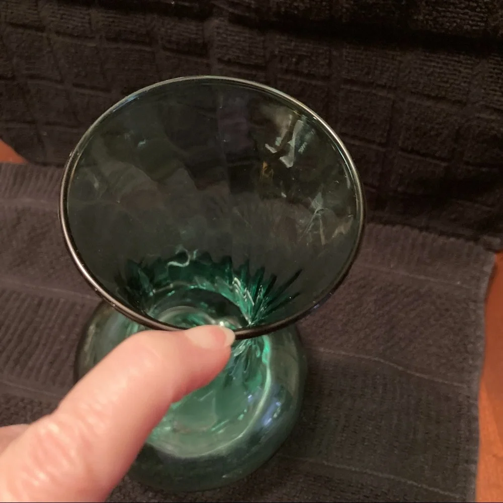 Vintage Hand Blown Green Glass Flower Vase with Swirl Pattern